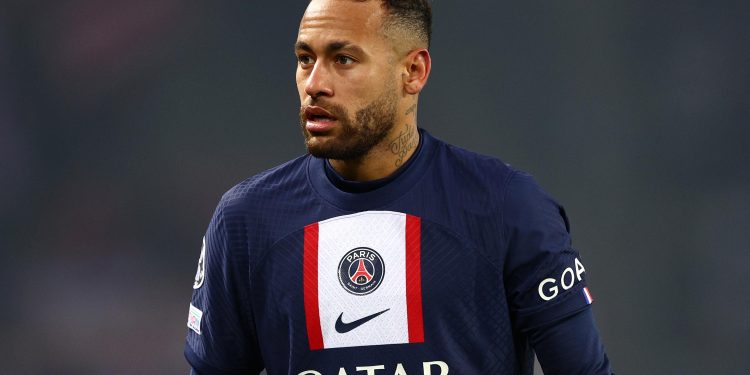 Neymar Jr - cầu thủ tiêu biểu của Paris-Saint-German